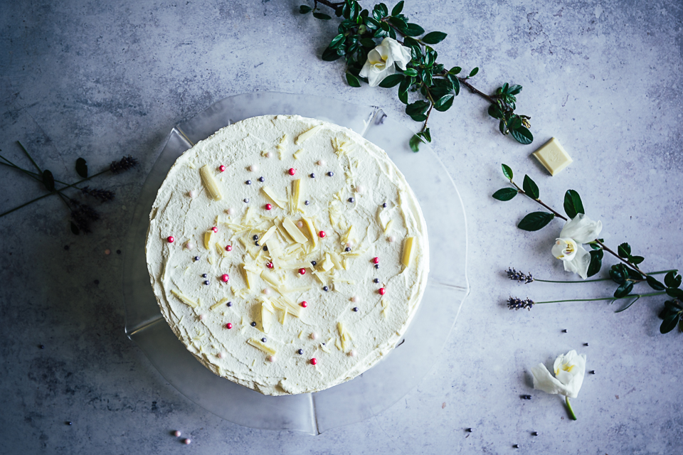 Himbeer-Törtchen mit weißer Ganache – Schwesternduett